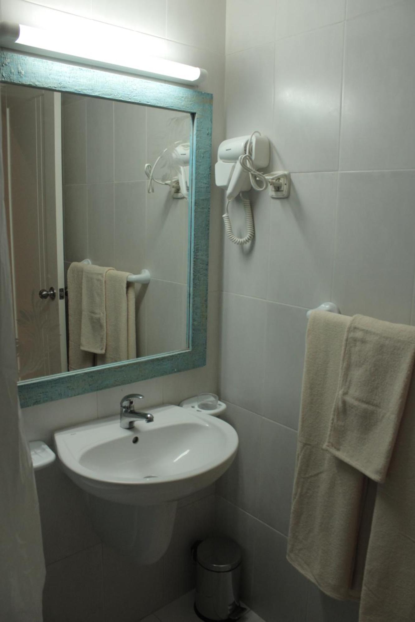 Hotel Le Parisien Tunis Zewnętrze zdjęcie